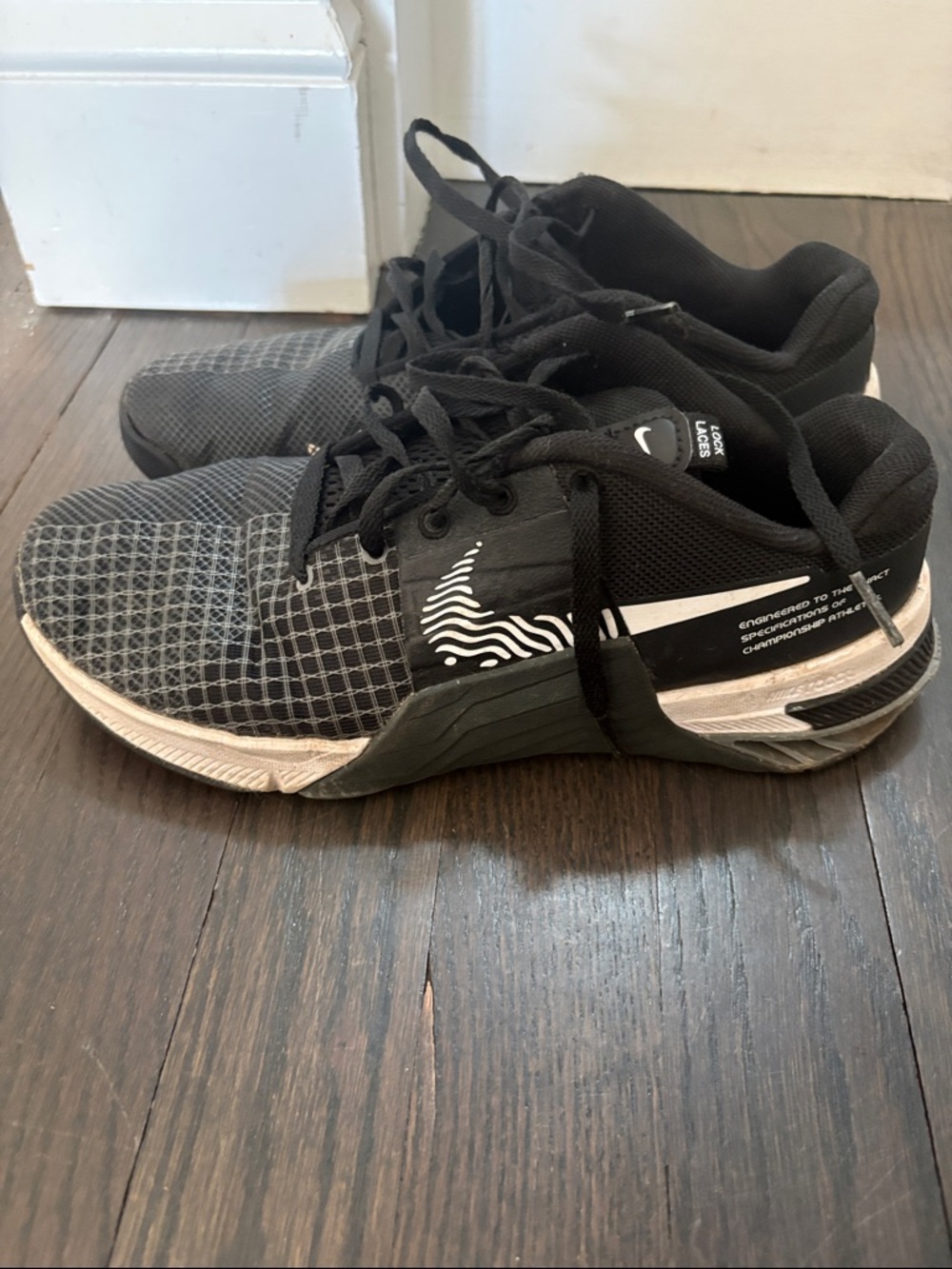 Nike Metcon Black White Athletic Training Shoes